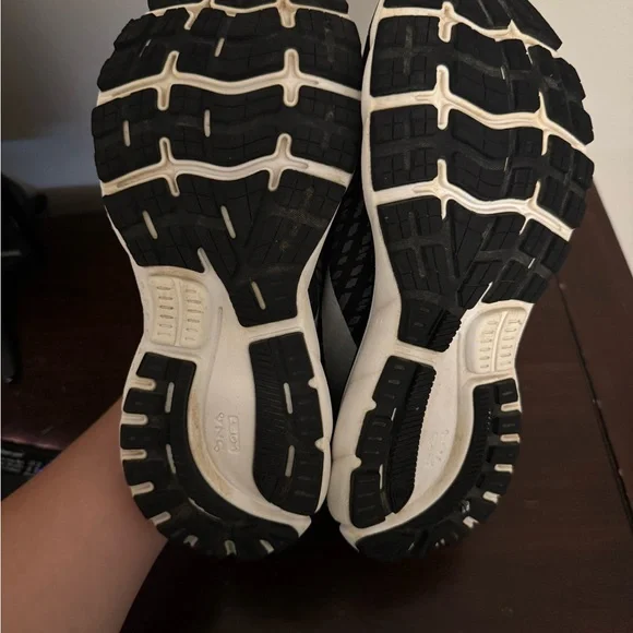 Brooks Ghost- Black - Picture 3 of 3